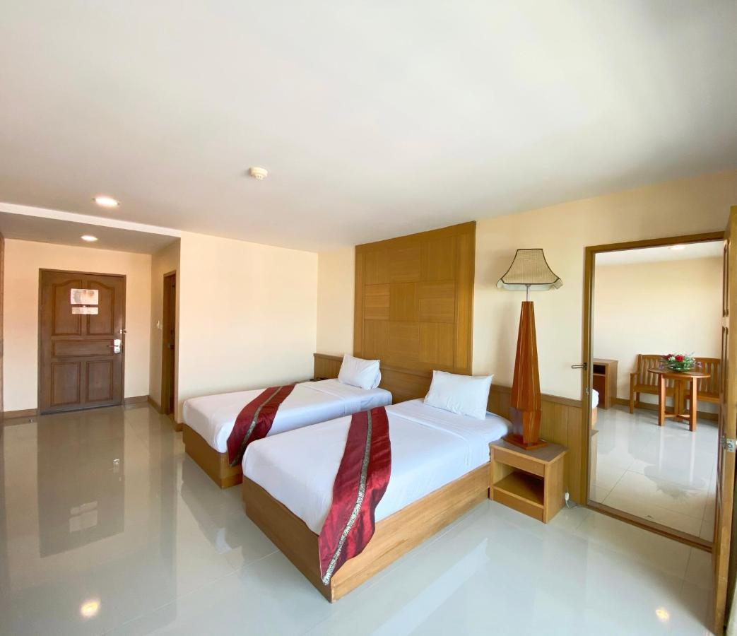 Hotel Metro Point Bangkok Exterior foto
