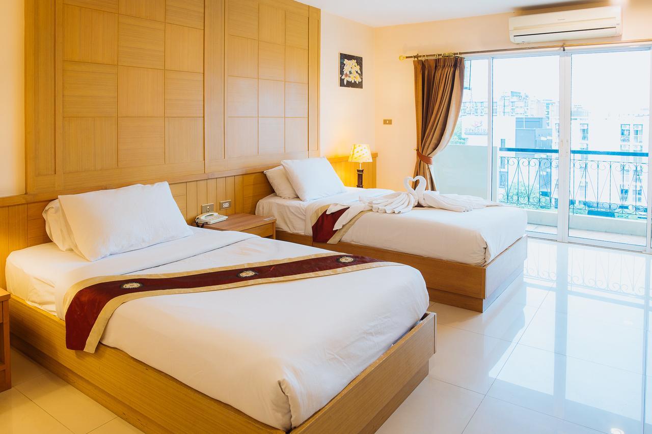 Hotel Metro Point Bangkok Exterior foto